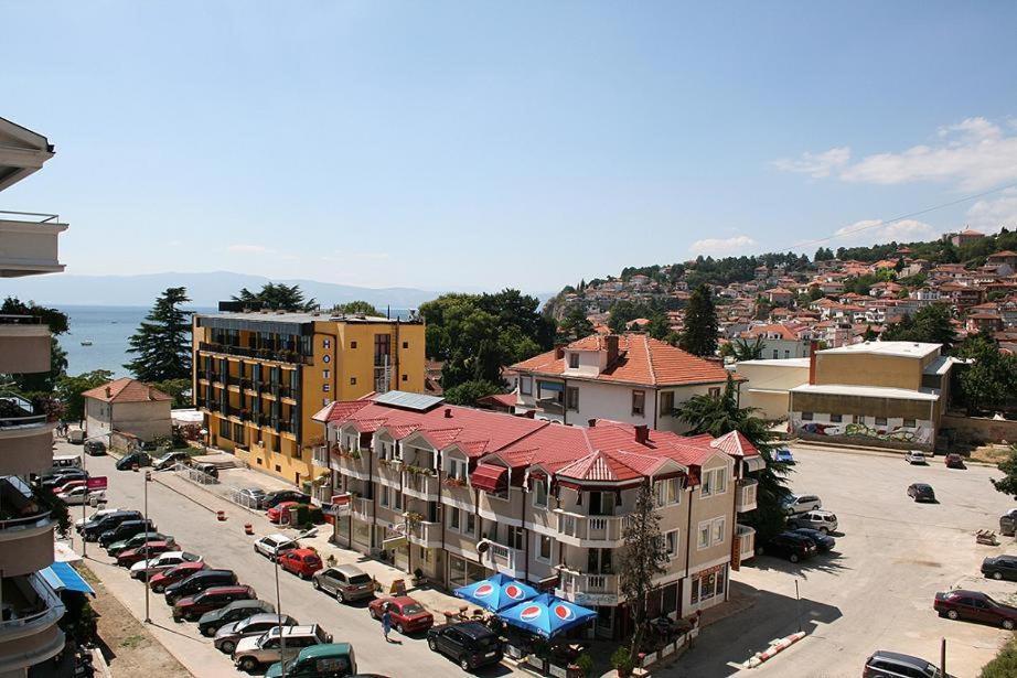 Ristevski Apartments Ohrid Esterno foto