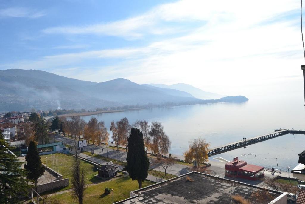 Ristevski Apartments Ohrid Esterno foto